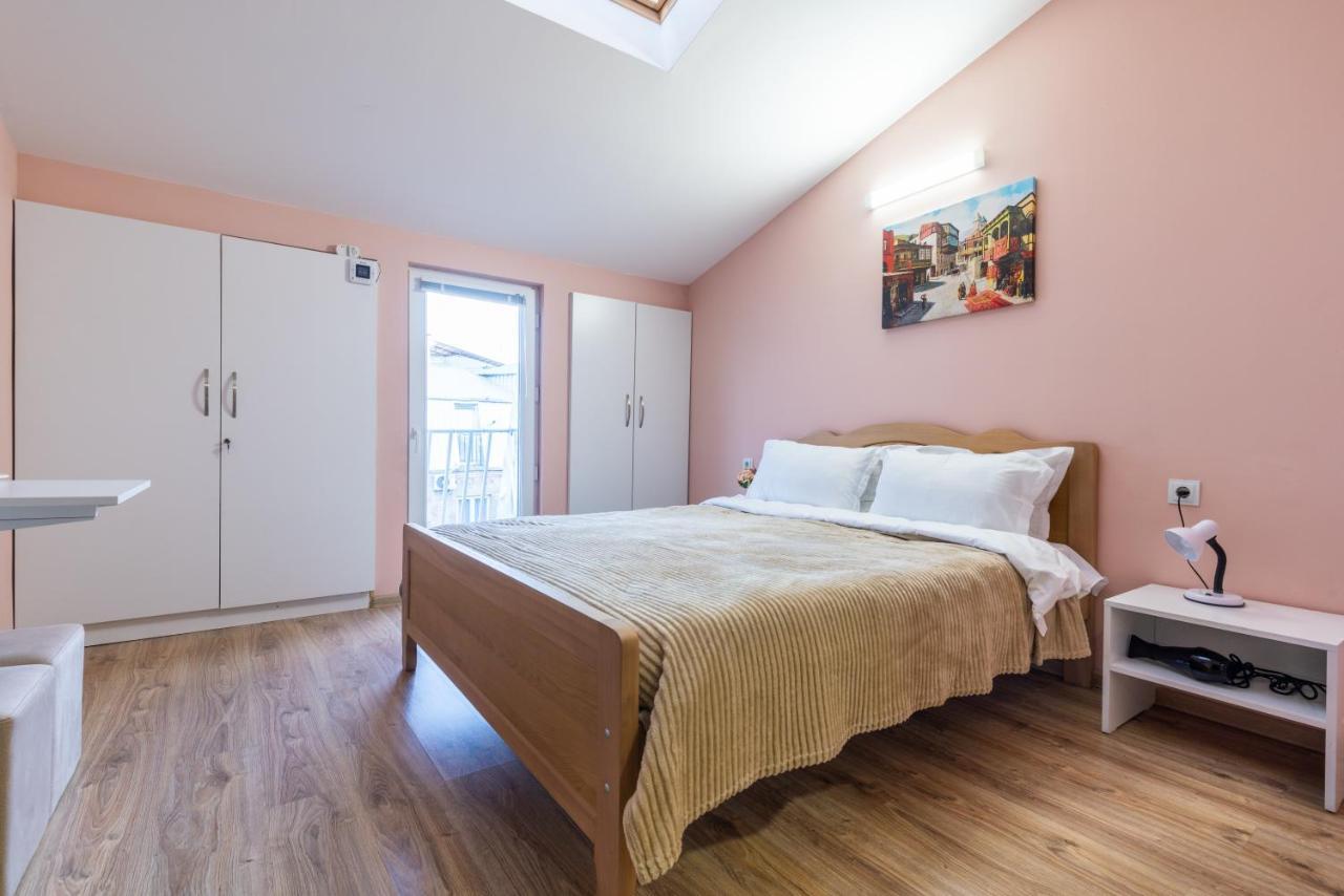 Hb Apartments Laghidze Tbilisi Exteriör bild