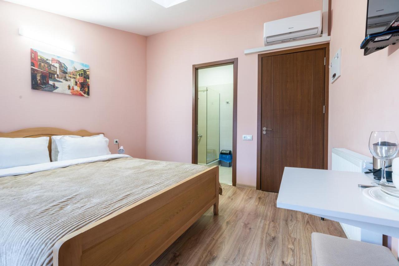 Hb Apartments Laghidze Tbilisi Exteriör bild